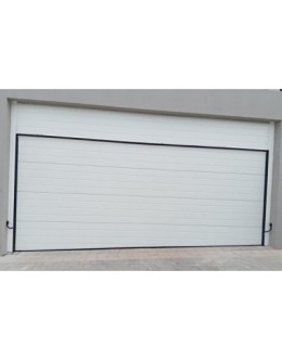 Sectional Garage Door 